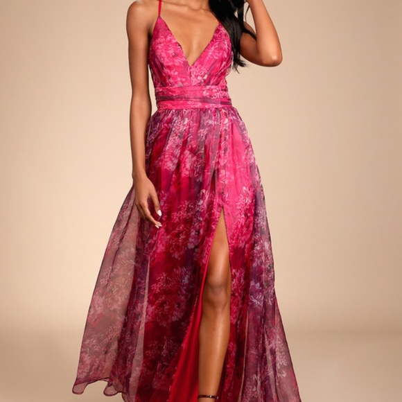 NWT Lulus Magenta Floral Print Maxi Dress Pink - Size L - Picture 1 of 3